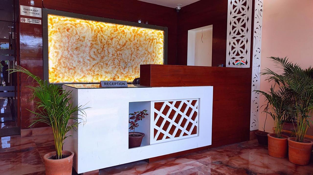 Spring Sky Haridwar By Shrigo Hotels Exterior foto