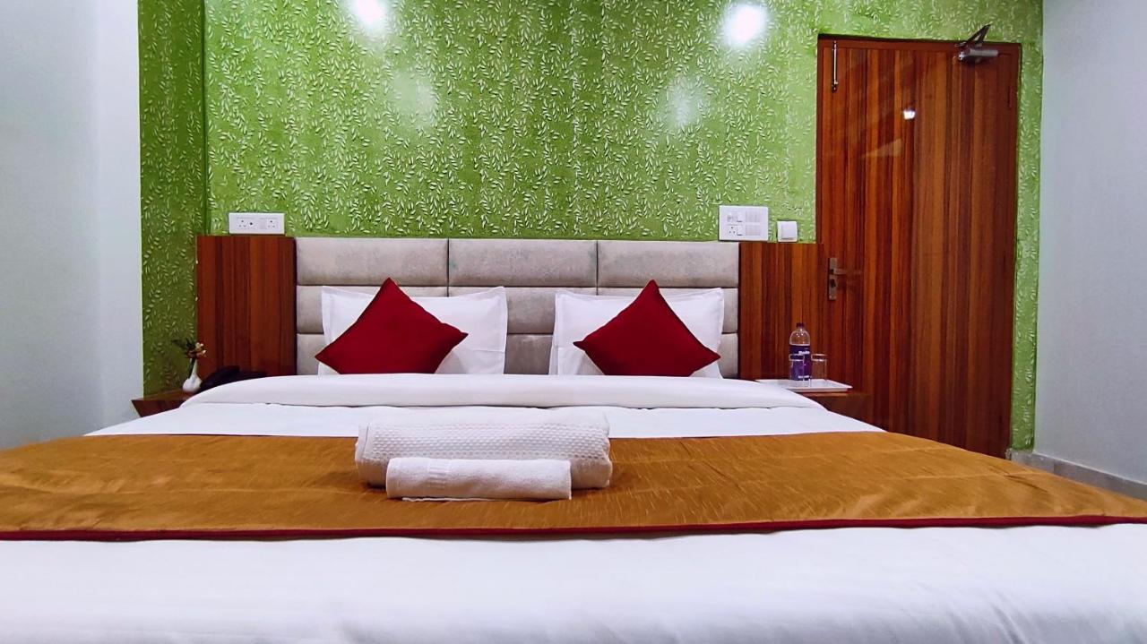 Spring Sky Haridwar By Shrigo Hotels Exterior foto