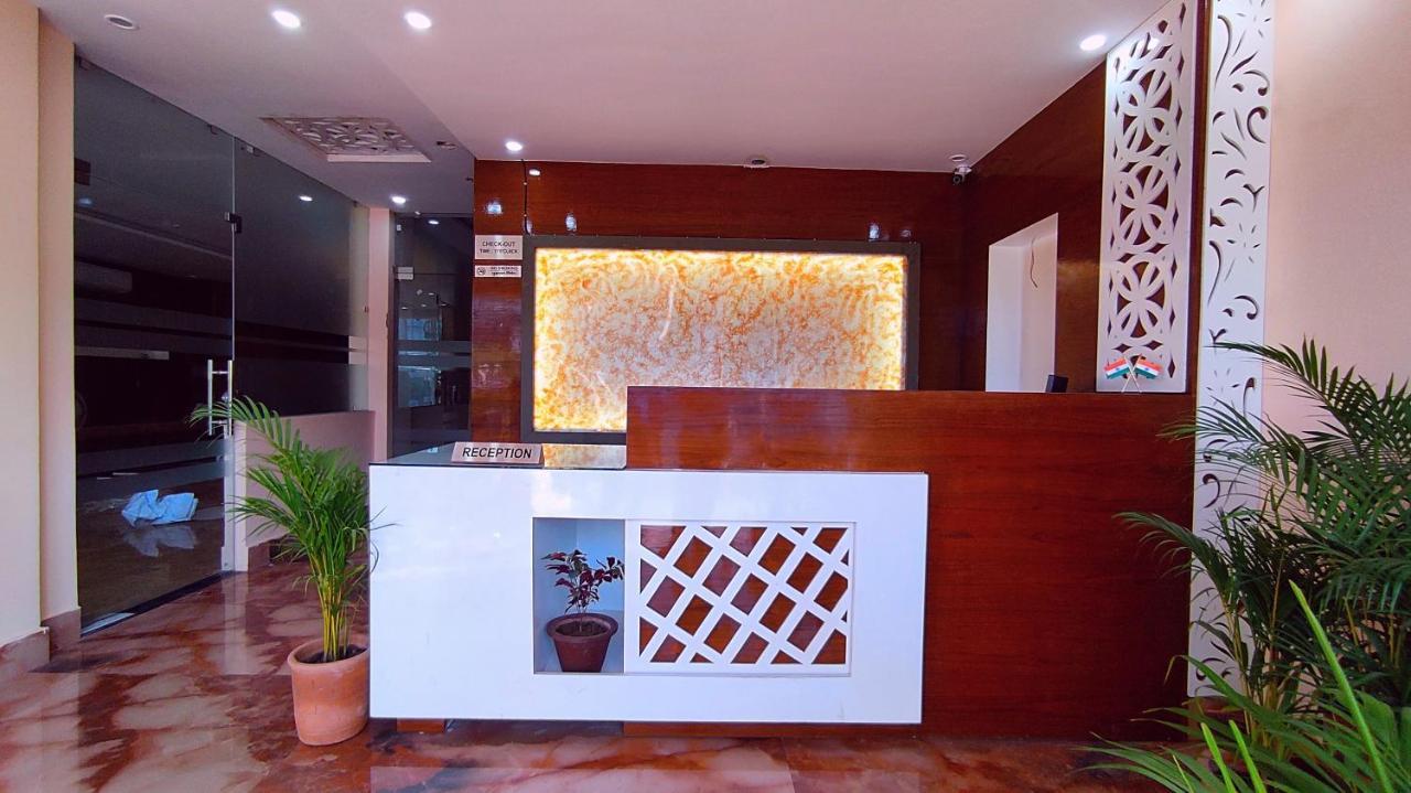 Spring Sky Haridwar By Shrigo Hotels Exterior foto